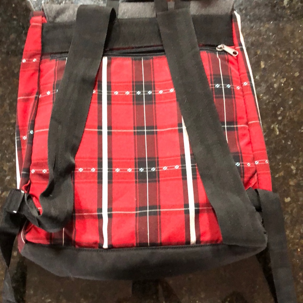 Dakine red plaid backpack - Picture 2 of 5